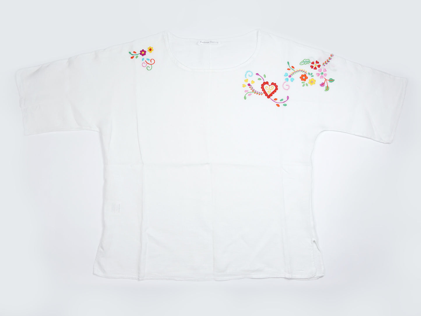 Blusa Branca, em Linho com Bordado de Viana, Tamanho Único - Vista de Frente
