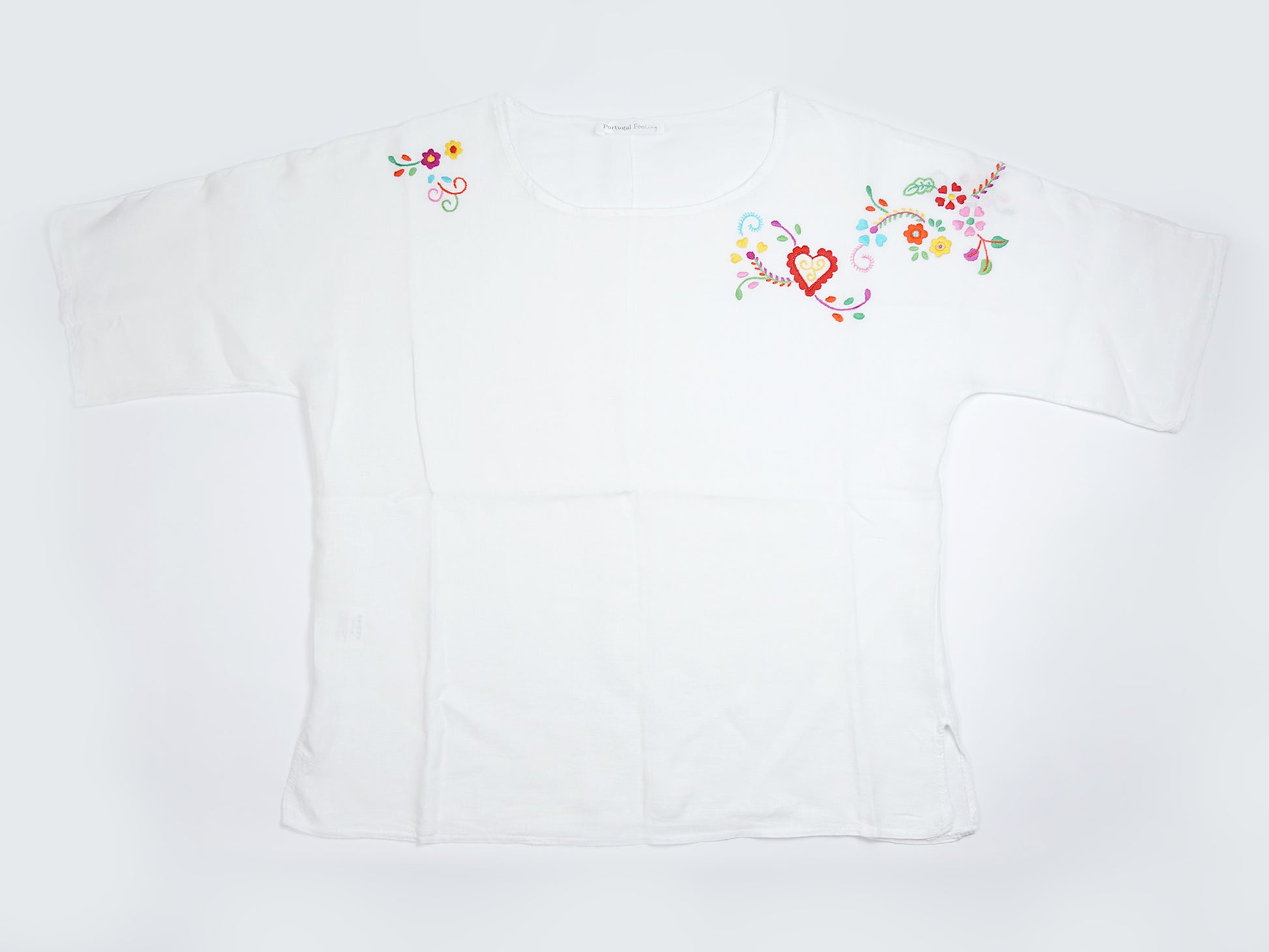 Blusa Branca, em Linho com Bordado de Viana, Tamanho Único - Vista de Frente
