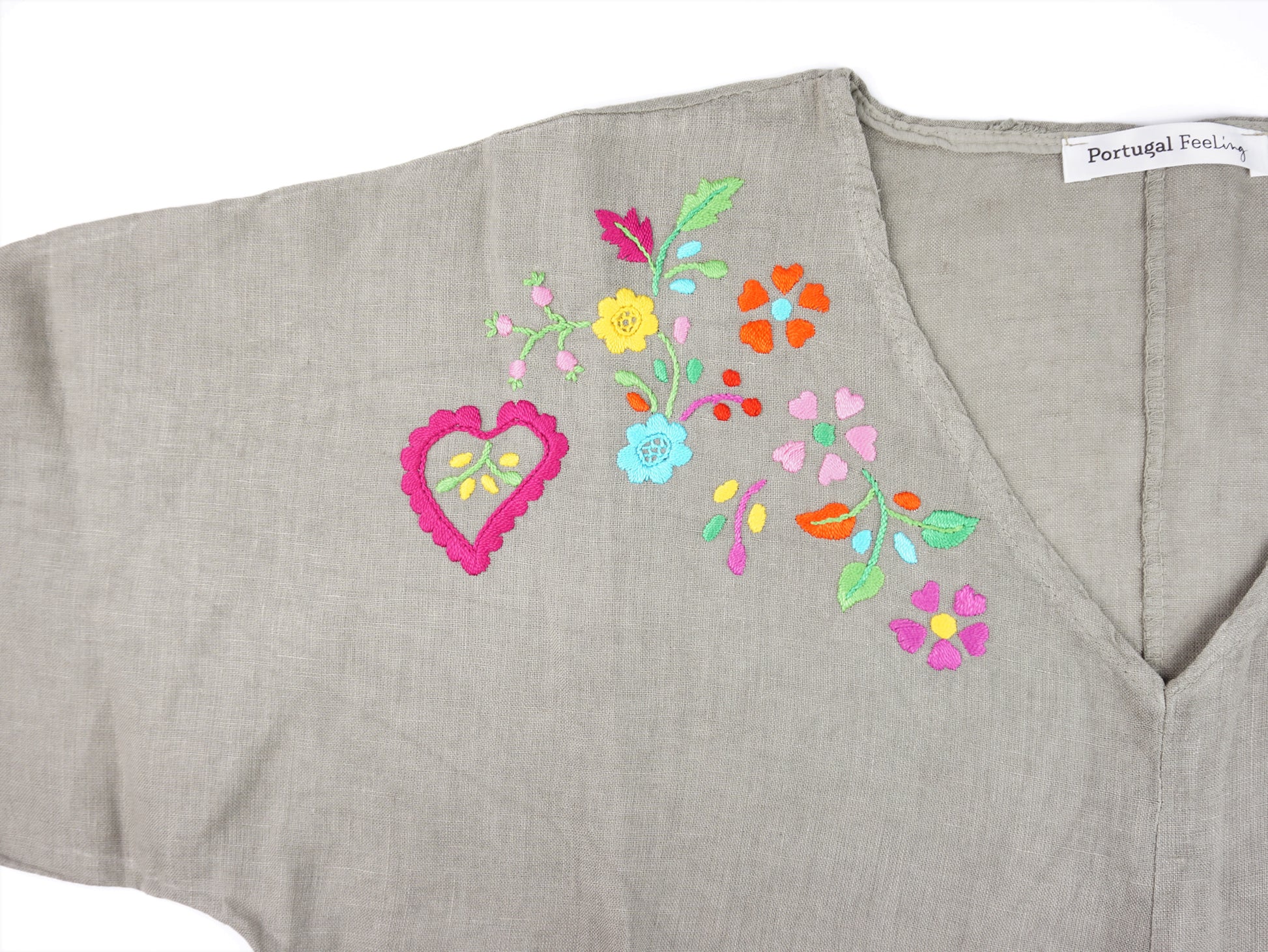 Blusa "Nó" em Linho com Bordado de Viana, Tamanho Único - Pormenor