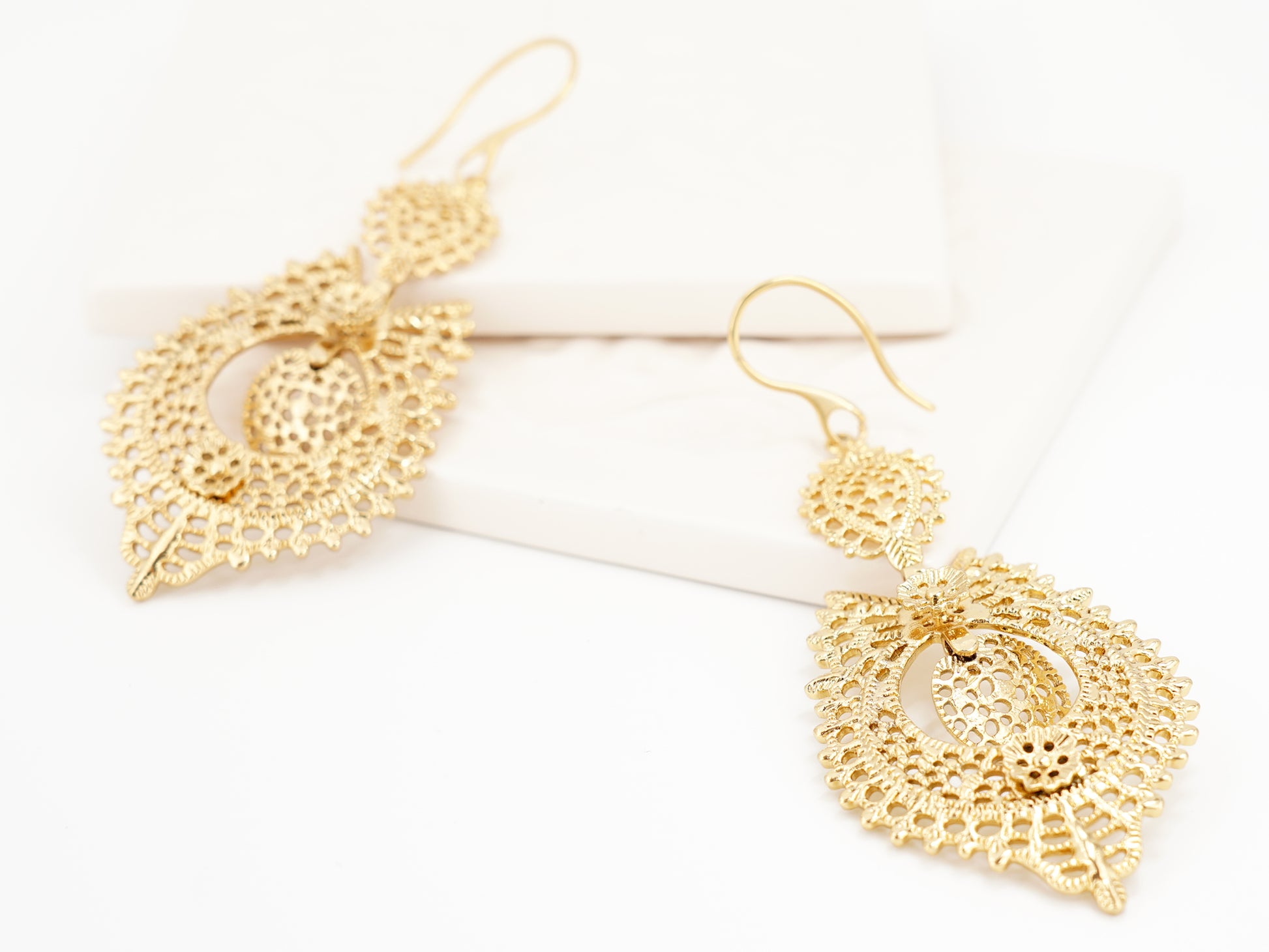 Brincos Rainha Grandes, Inspirados na Filigrana Portuguesa, Aço Inoxidável Dourado