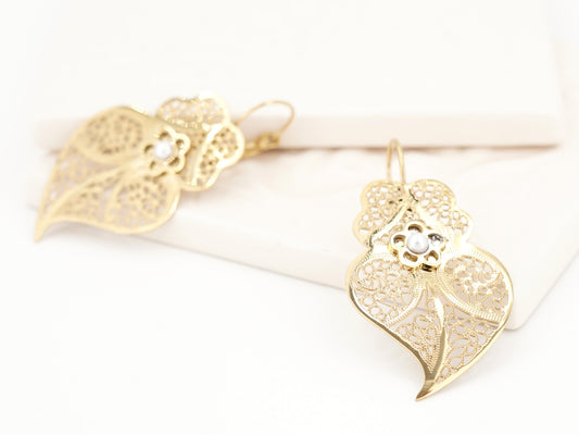 Brincos Coração de Viana Médios com Pérolas, Inspirados na Filigrana Portuguesa, Aço Inoxidável Dourado