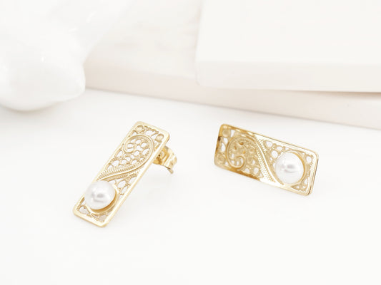 Brincos Rectângulos com Meias-Pérolas, Inspirados na Filigrana Portuguesa, Aço Inoxidável Dourado