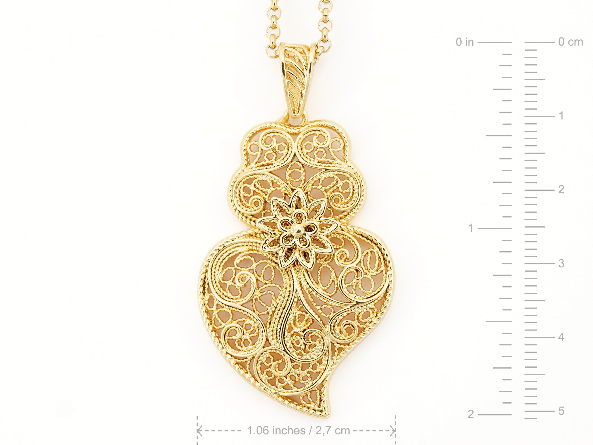 Colar com Coração de Viana Tradicional Médio, Inspirado na Filigrana Portuguesa, Aço Inoxidável Dourado - Medidas