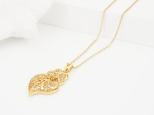 Colar com Coração de Viana Tradicional Pequeno, Inspirado na Filigrana Portuguesa, Aço Inoxidável Dourado