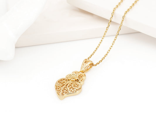 Colar Coração de Viana Tradicional Extra Pequeno, Inspirado na Filigrana Portuguesa, Aço Inoxidável Dourado