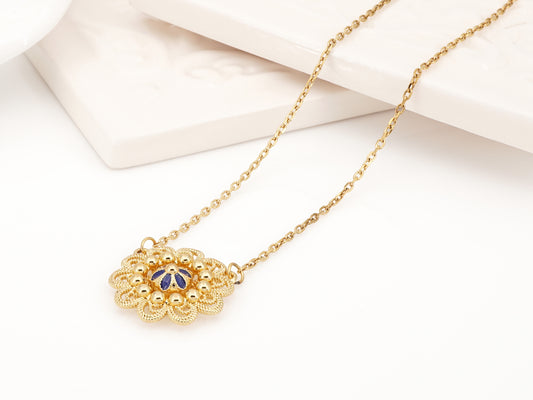 Colar Flor com Pormenores Azuis, Inspirado na Filigrana Portuguesa, Aço Inoxidável Dourado