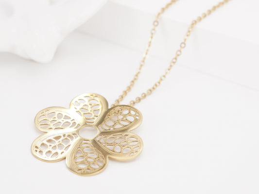 Colar com Flor, Inspirado na Filigrana Portuguesa, Aço Inoxidável Dourado
