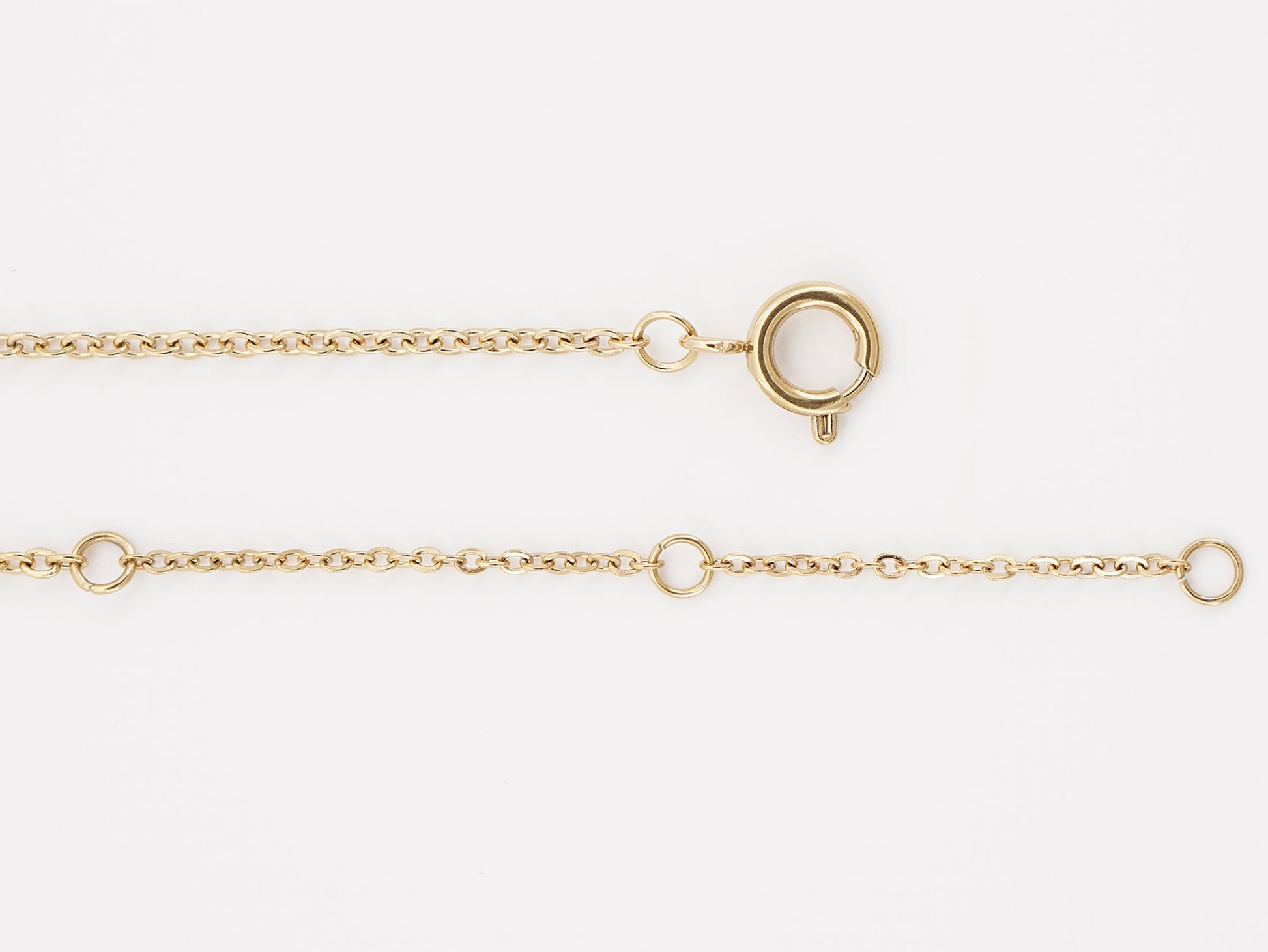 Fio com Medalha Nossa Senhora da Imaculada Conceição, Inspirado na Filigrana Portuguesa, Aço Inoxidável Dourado - Pormenor Comprimento Ajustável