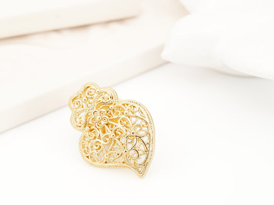 Pin Coração de Viana Tradicional Pequeno, Inspirado na Filigrana Portuguesa, Aço Inoxidável Dourado