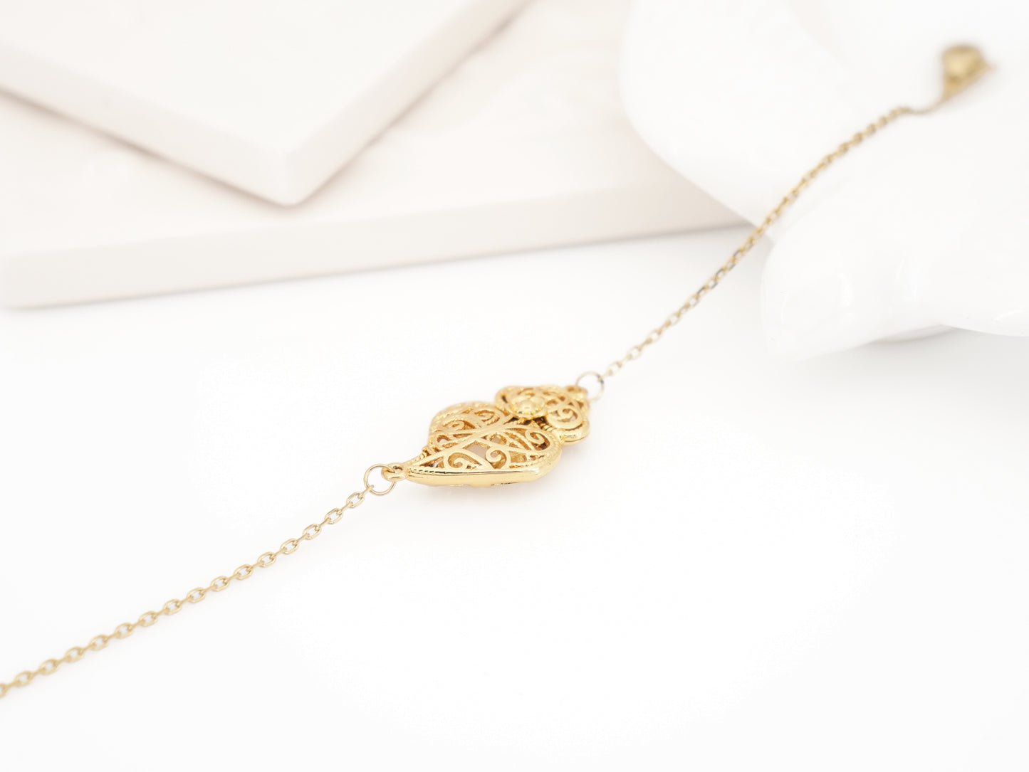 Pulseira Coração de Viana Tradicional Pequeno, Inspirado na Filigrana Portuguesa, Aço Inoxidável Dourado