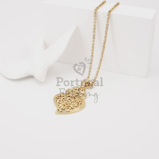 Colar com Coração de Viana Médio, Inspirado na Filigrana Portuguesa, Aço Inoxidável Dourado - Vídeo