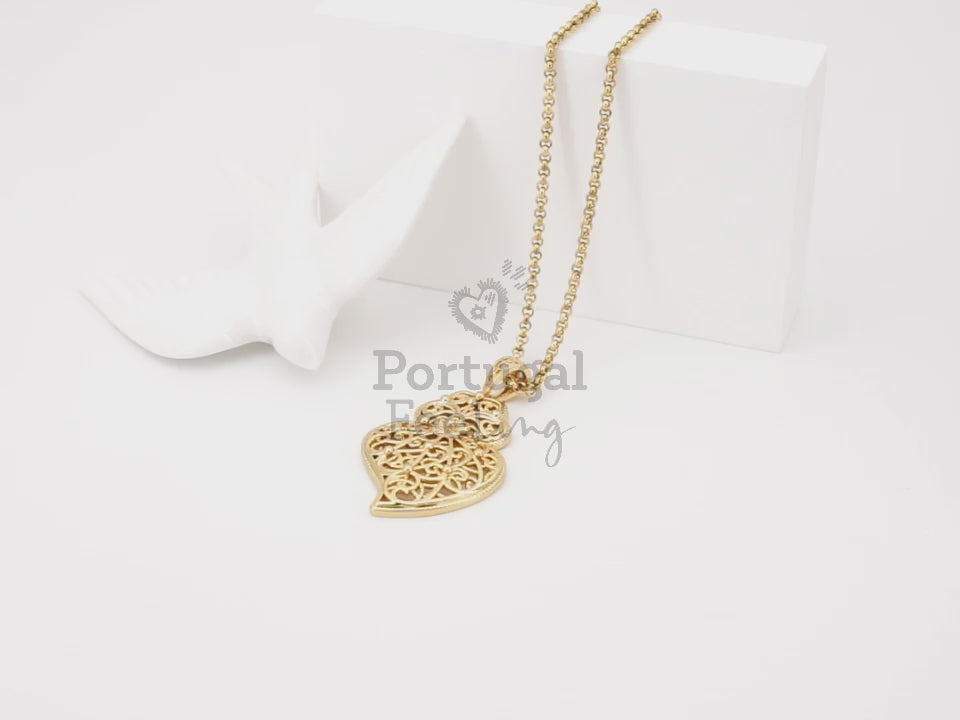 Colar com Coração de Viana Médio, Inspirado na Filigrana Portuguesa, Aço Inoxidável Dourado - Vídeo
