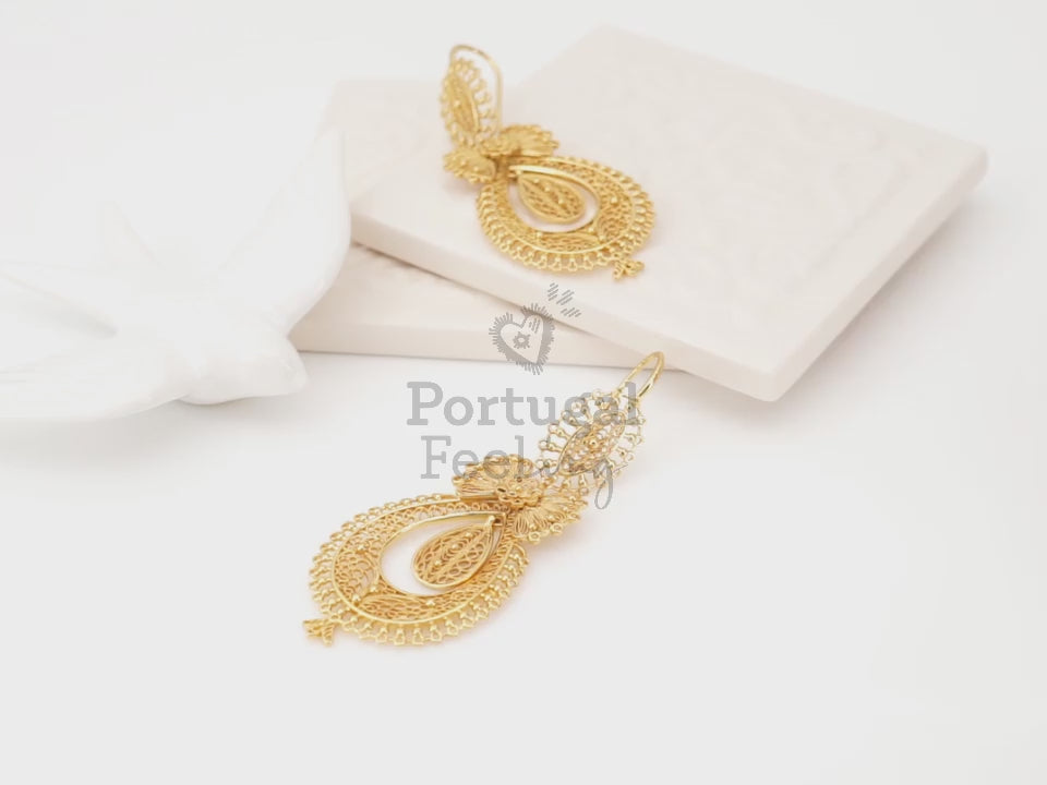 Brincos Princesa Grandes, Inspirados na Filigrana Portuguesa, Aço Inoxidável Dourado - Vídeo