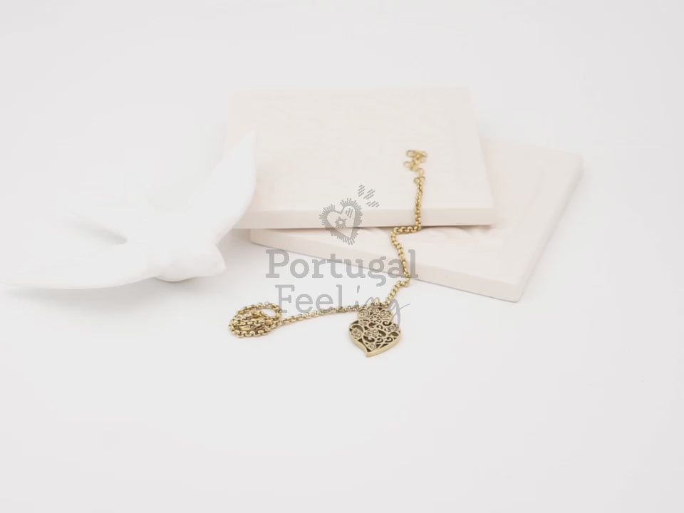 Pulseira Coração de Viana Estilizado, Inspirado na Filigrana Portuguesa, Aço Inoxidável Dourado - Vídeo
