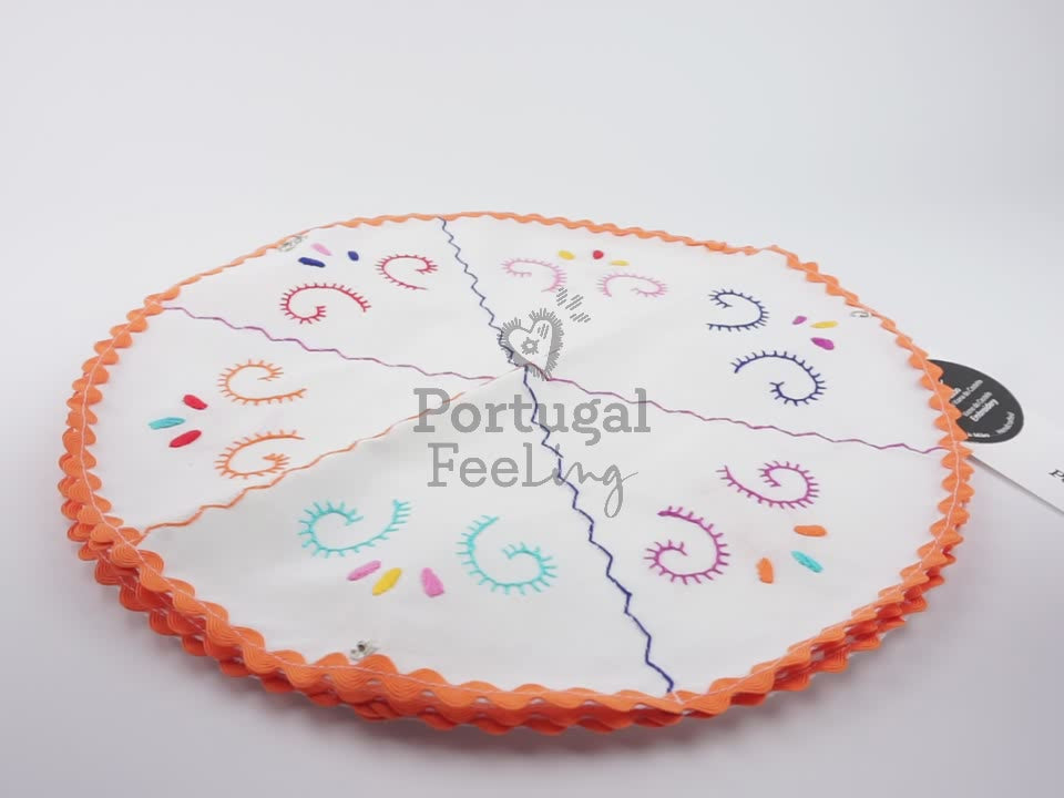 Biscoiteira com Rebordo Laranja, Bordado de Viana - Vídeo