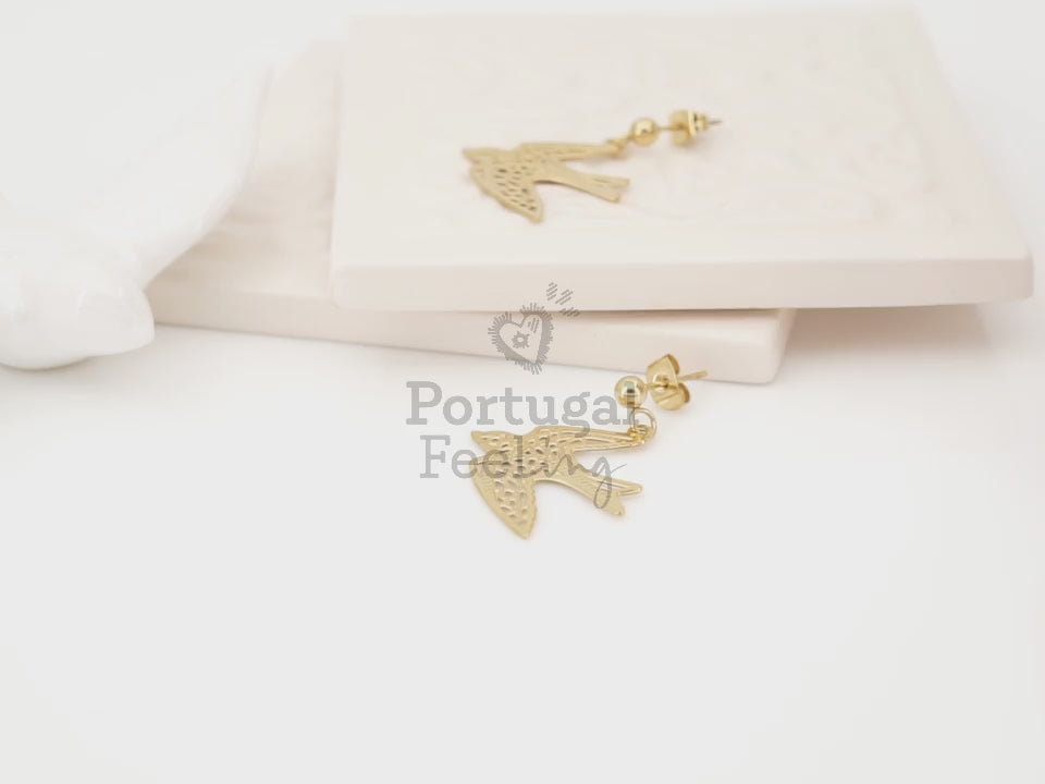 Brincos Andorinhas, Inspirados na Filigrana Portuguesa, Aço Inoxidável Dourado - Vídeo