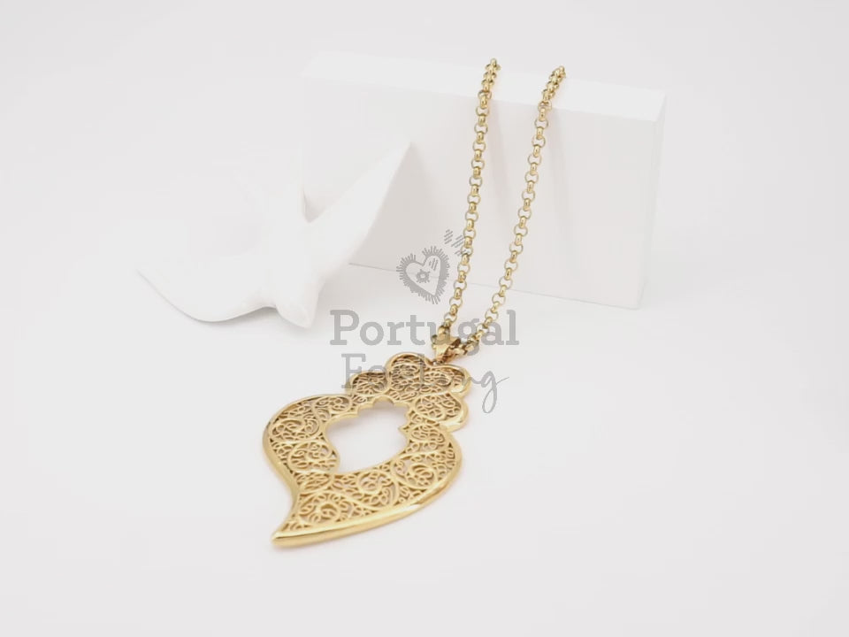 Colar com Coração de Viana Grande, Inspirado na Filigrana Portuguesa, Aço Inoxidável Dourado - Vídeo