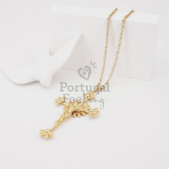 Colar Cruz Grande, Inspirado na Filigrana Portuguesa, Aço Inoxidável Dourado - Vídeo