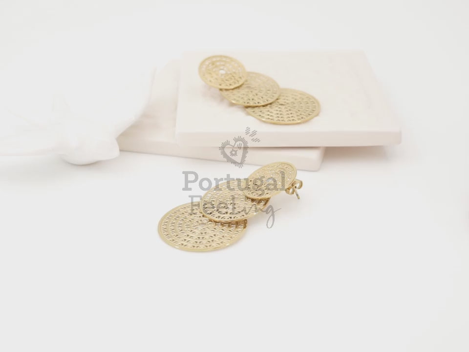 Brincos Compridos Três Círculos, Inspirados na Filigrana Portuguesa, Aço Inoxidável Dourado - Vídeo