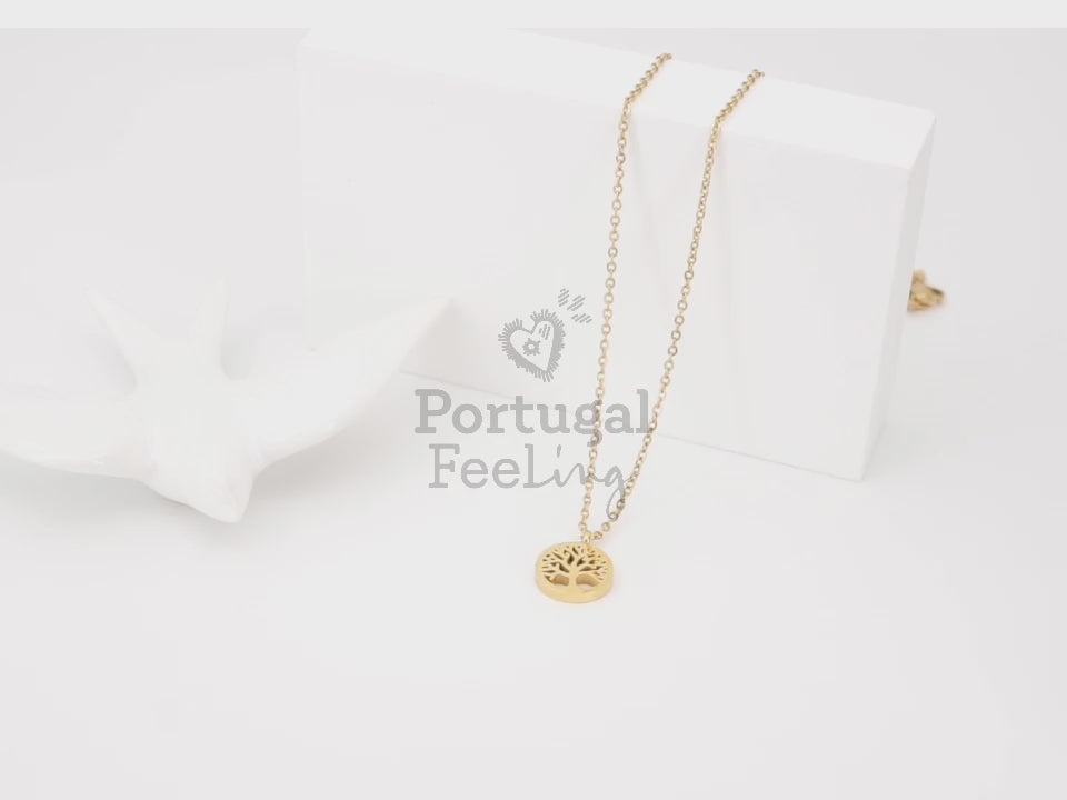 Colar com Árvore da Vida Pequena, Inspirado na Filigrana Portuguesa, Aço Inoxidável Dourado - Vídeo
