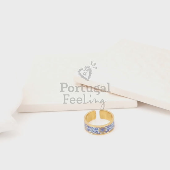 Anel Azulejo Português, Inspirado na Tradição Portuguesa, Aço Inoxidável Dourado - Vídeo