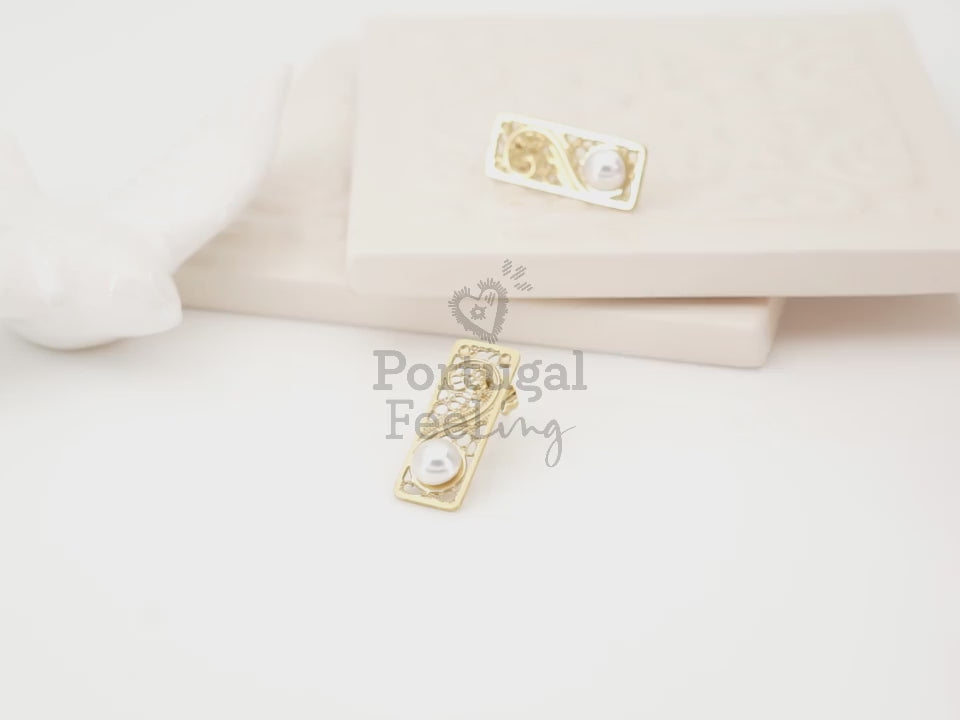 Brincos Rectângulos com Meias-Pérolas, Inspirados na Filigrana Portuguesa, Aço Inoxidável Dourado - Vídeos