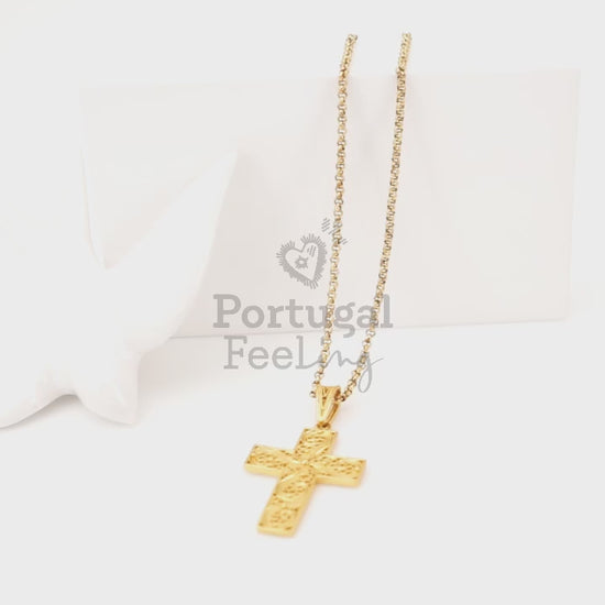 Colar Cruz, Inspirado na Filigrana Portuguesa, Aço Inoxidável Dourado - Vídeo