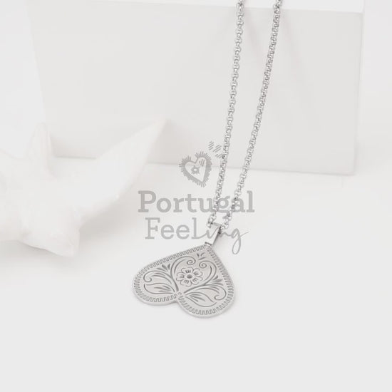 Colar Coração de Viana Invertido, Inspirado na Filigrana Portuguesa, Aço Inoxidável - Vídeo